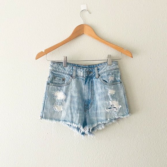 BDG Pants - BDG Light Wash Distressed High Rise Dree Cheeky